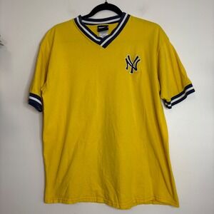 VTG Pro Player New York Yankees NY MLB Embroidered Yellow V Neck T Shirt Mens‎ L